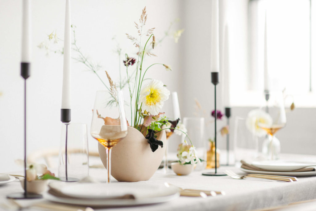 Flowers and Tableware for a Minimalist Earthy Wedding Reception